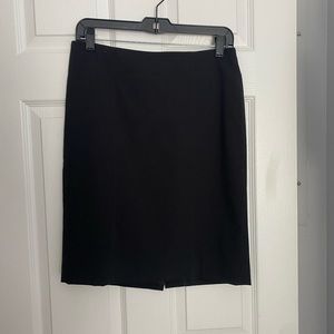 LOFT black pencil skirt with subtle design stitch